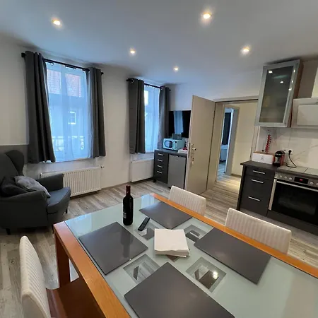 Charming Retreats Apartment